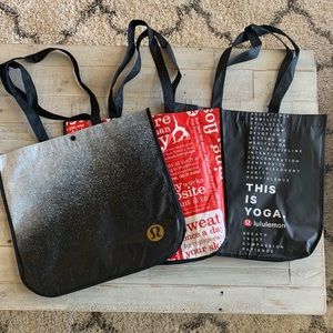 Lululemon large shopper bags